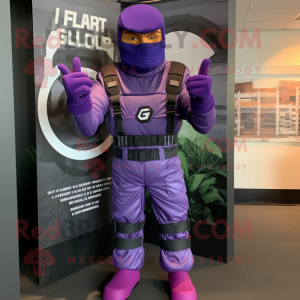 Lavendel Gi Joe maskot...