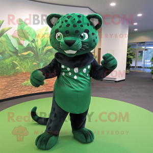 Forest Green Jaguar maskot...