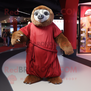 Maroon Giant Sloth mascotte...