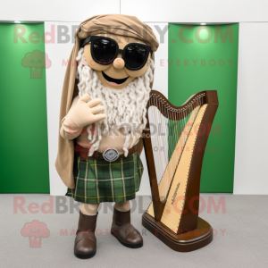 Tan Celtic Harp maskot...