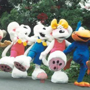 5 Diddl mascots with his girlfriend and his friends -