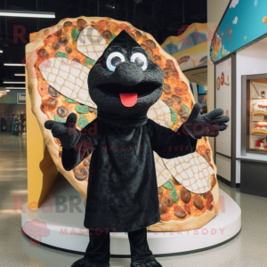 Postava maskota Black Pizza...