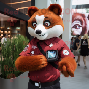 Maroon Red Panda maskot...