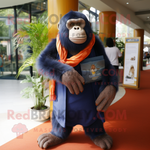 Navy orangutang maskot...