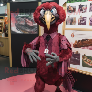 Maroon Vulture mascotte...
