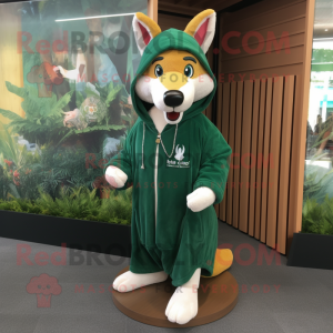 Forest Green Dingo maskot...
