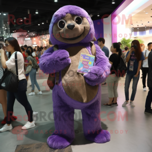 Purple Giant Sloth maskot...