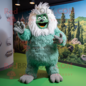 Forest Green Yeti maskot...