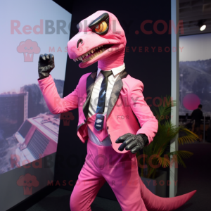 Rosa Velociraptor maskot...