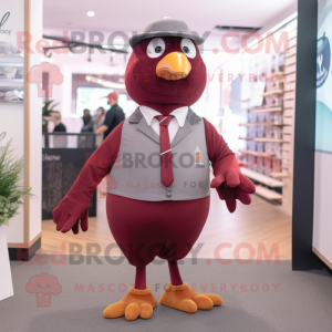 Maroon Pigeon maskot...