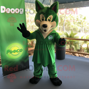 Forest Green Dingo maskot...