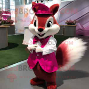 Magenta ekorre maskot...