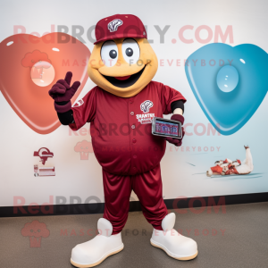 Maroon Heart Maskottchen...