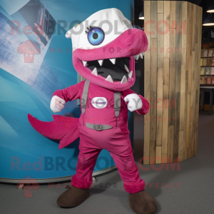 Magenta Barracuda maskot...