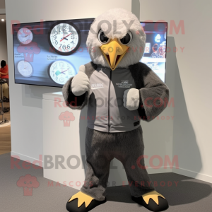Gray Eagle maskot kostume...