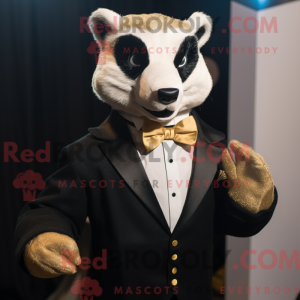 Postava maskota zlatého...