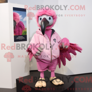 Różowa maskotka Vulture to...