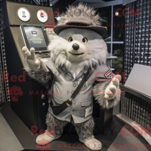 Sølv pinnsvin maskot drakt...