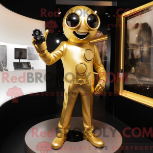 Gold Camera maskot...