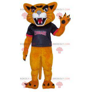 Aggressiv cougar maskot med sin supporter jersey -