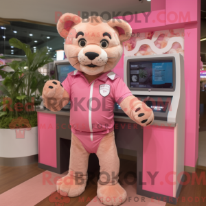 Pink Mountain Lion maskot...