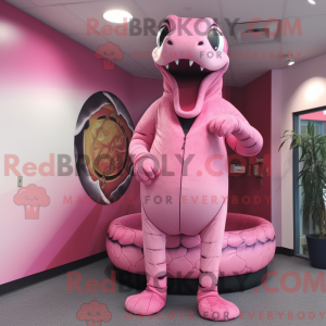 Pink Anaconda maskot...