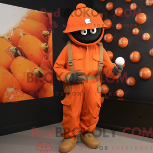 Orange Granat maskot...