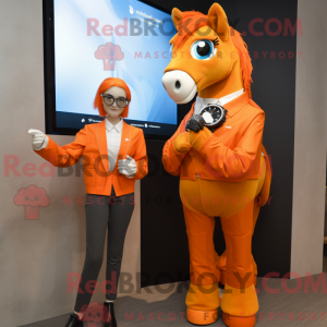 Orange Mare maskot kostume...