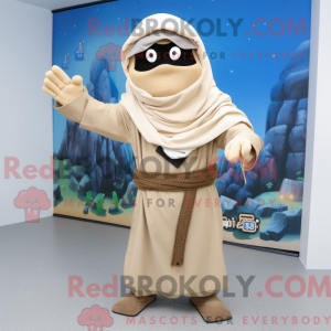 Béžová postava maskota...