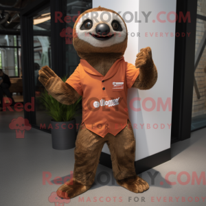 Rust Sloth mascottekostuum...