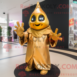 Gold Witch maskot...