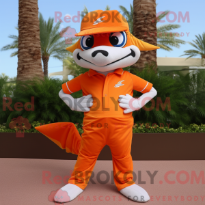 Orange Barracuda maskot...