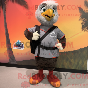 Falcon maskot kostume...