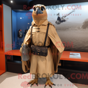 Tan Falcon maskot kostume...