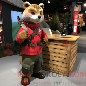 Máscara Red Marten com...