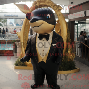 Gold Killer Whale maskot...