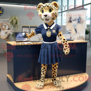 Figura de máscara de...