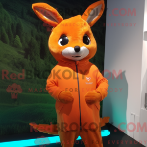 Orange Roe Deer maskot...