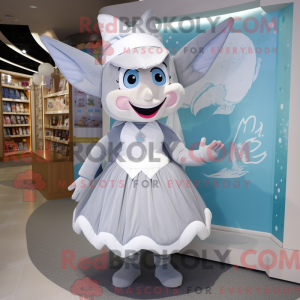 Grey Tooth Fairy maskot...