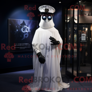 Postava maskota Navy Ghost...
