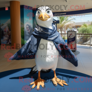 Navy Albatross maskot...