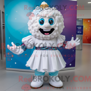 Esta figura de máscara de...