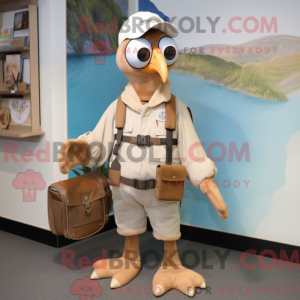 Tan Albatross maskot...