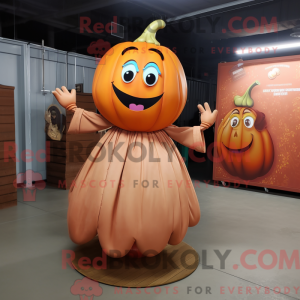 Tan Pumpkin maskot...