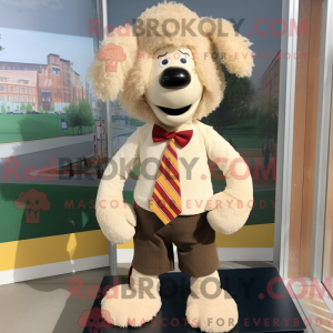 Beige Shepard S Pie maskot...