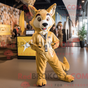 Gold Dingo maskot kostume...