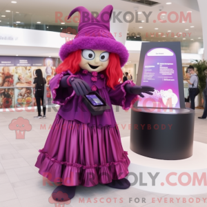 Magenta Witch maskot...