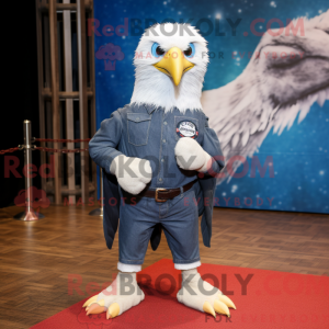 Silver Bald Eagle maskot...