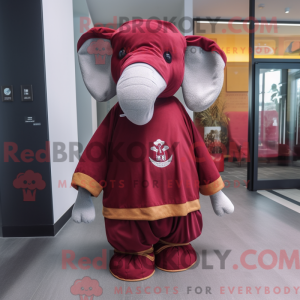 Maroon Elephant maskot...