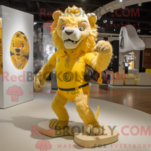 Gold Tamer Lion maskot...